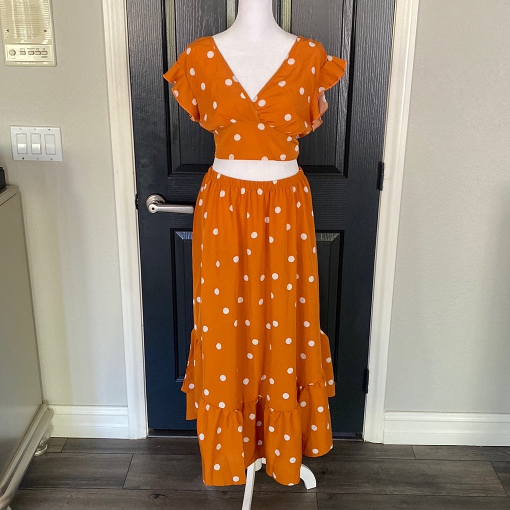 SHEIN VCAY Polka Dot Print Butterfly Sleeve Crop Top & Ruffle Hem Skirt Size L